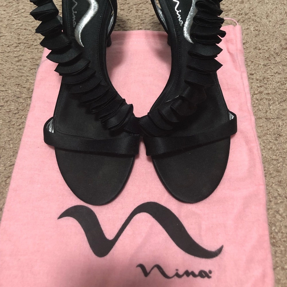 Women Nina 4 inch heel dress shoes